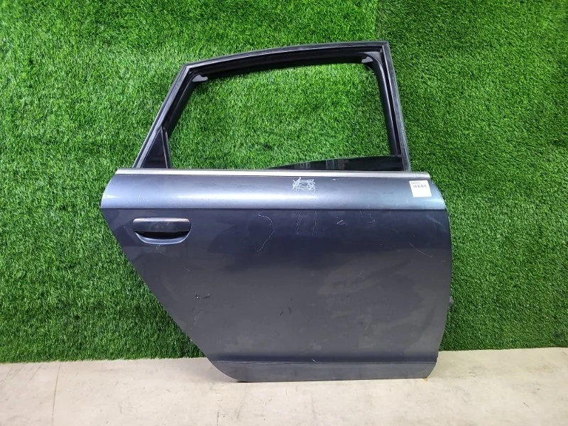 Дверь Audi A6 2005 4F0833052D C6 AUK 3.2, задняя правая