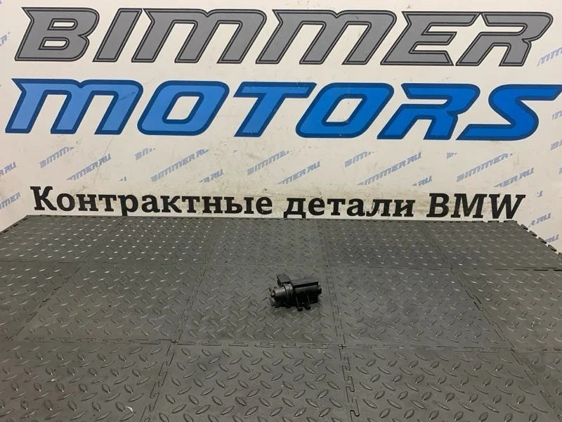 Преобразователь давления BMW 750Li 2013 F02