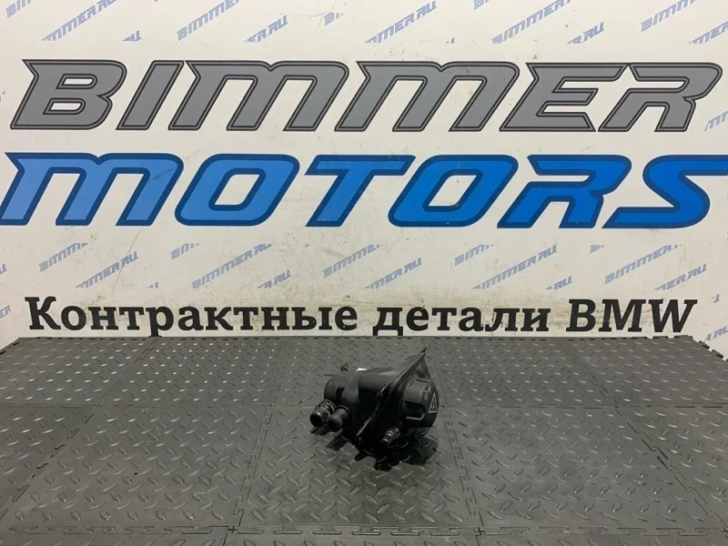 Бачок расширительный BMW 750Li 2013 17137647281 F02 N63B44B