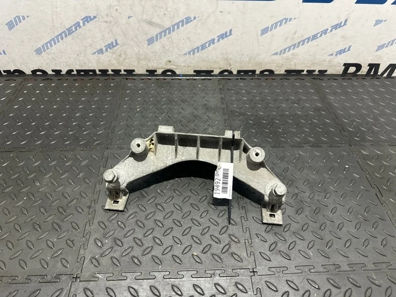 Кронштейн КПП Bmw Х5 51717137238 F15 N63B44B