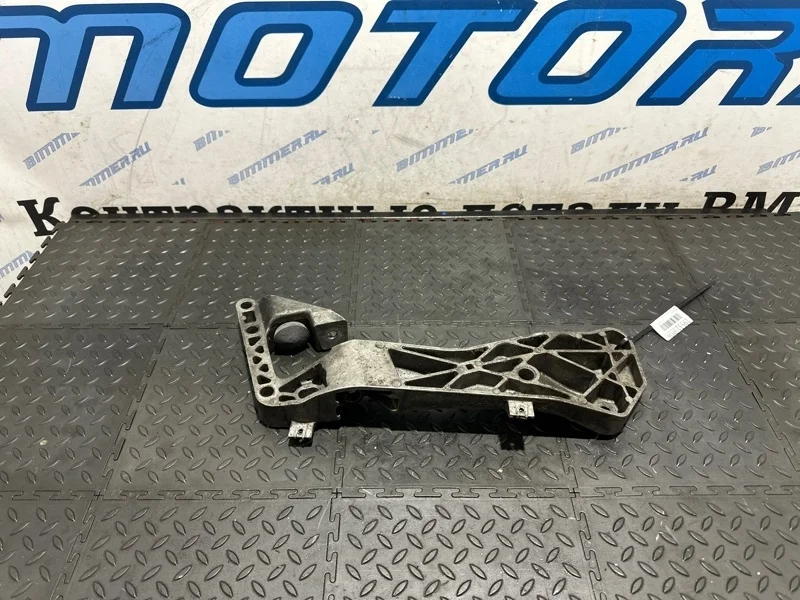 Опора КПП BMW 3 2008 22116769281 E92 N52B30A