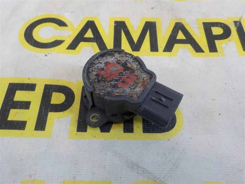 Датчик контроля КПП Toyota Corolla X (2006—2010)