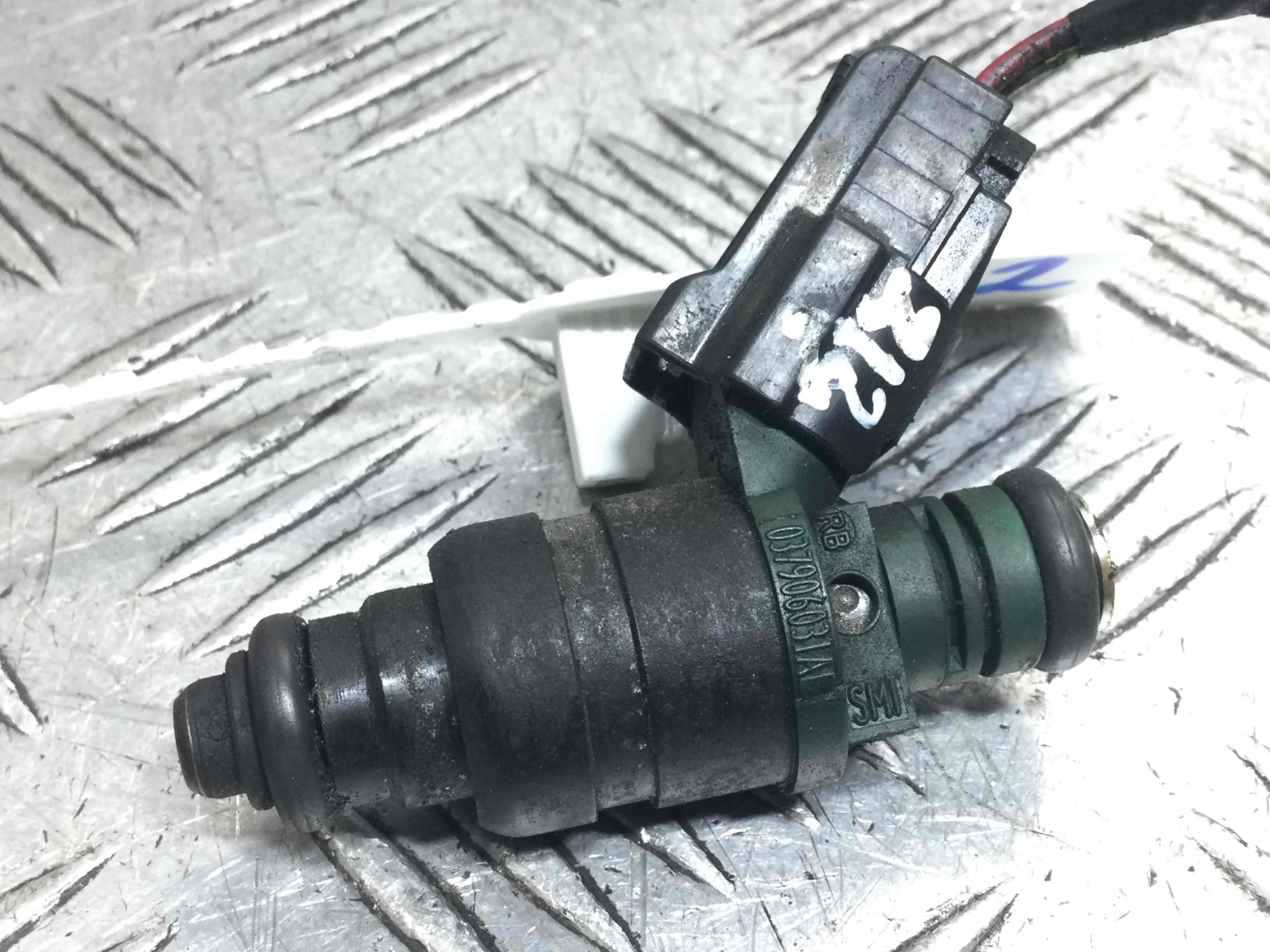 Форсунка Volkswagen Beetle A4 [рестайлинг] (2005-2010) бензин 1.6 i Механика Х/б