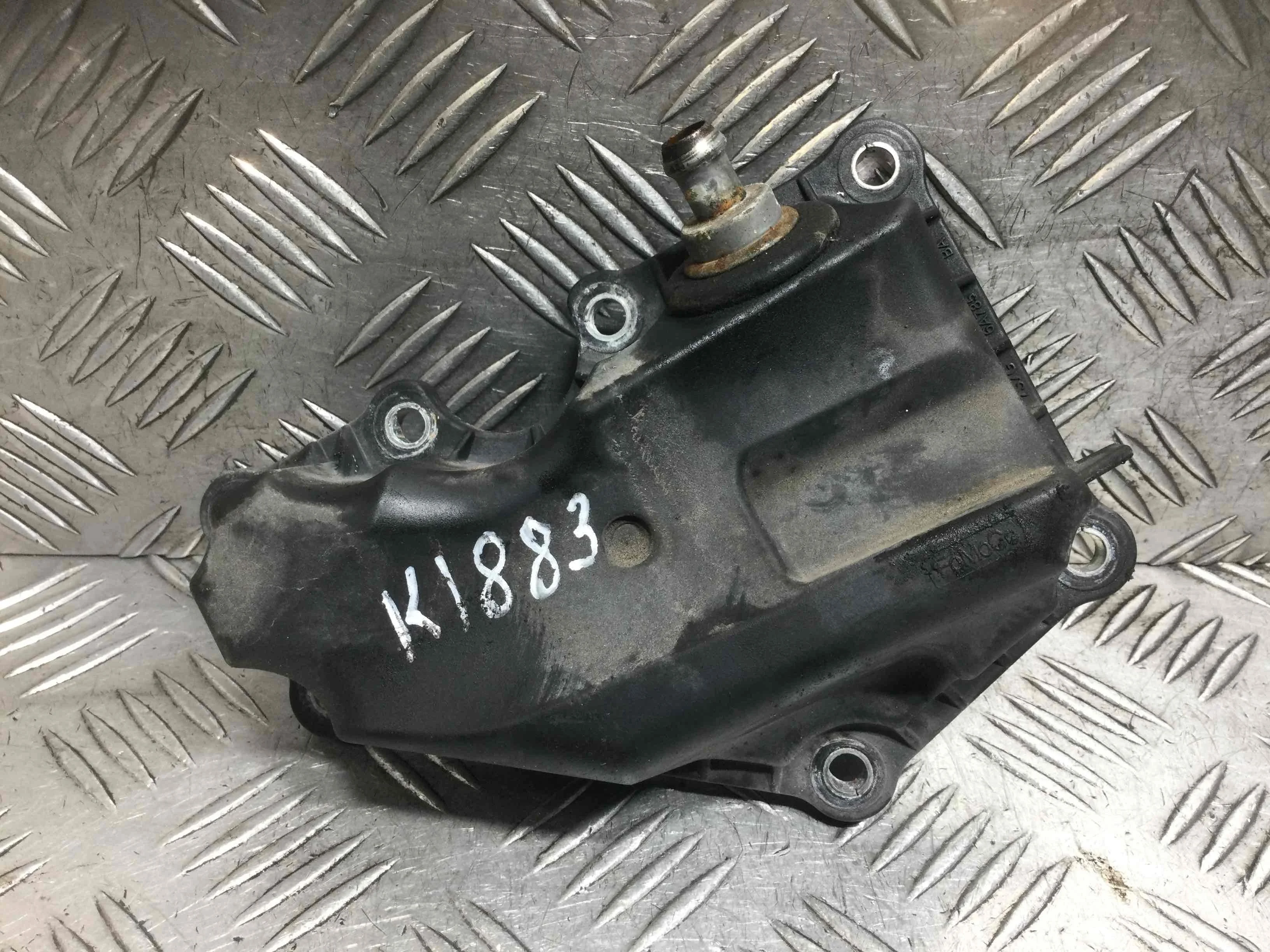 Маслоотделитель (сапун) Ford Focus 2 поколение (2005-2008) бензин 1.6 i Механика Х/б