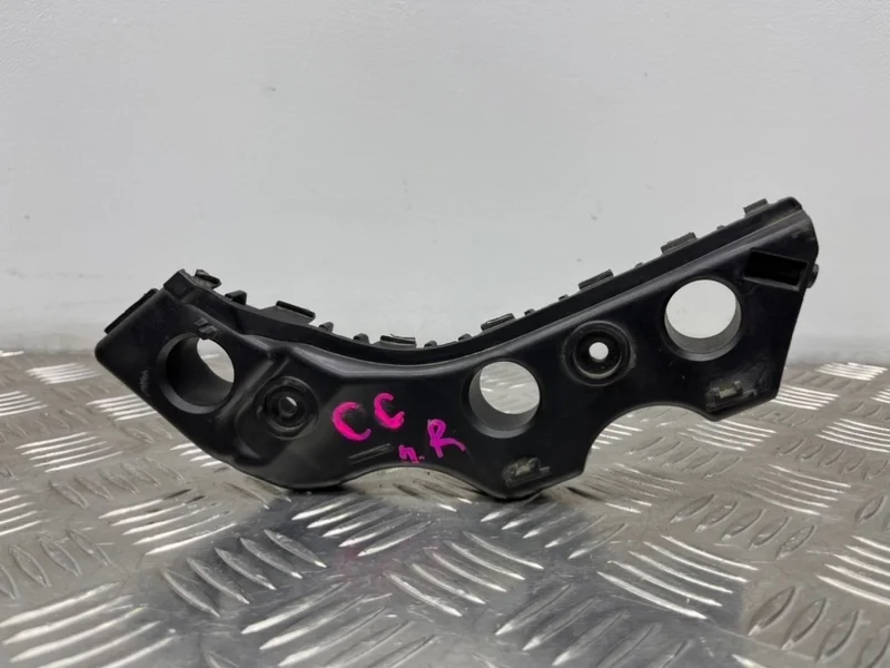 Крепление бампера Volkswagen Passat CC 358