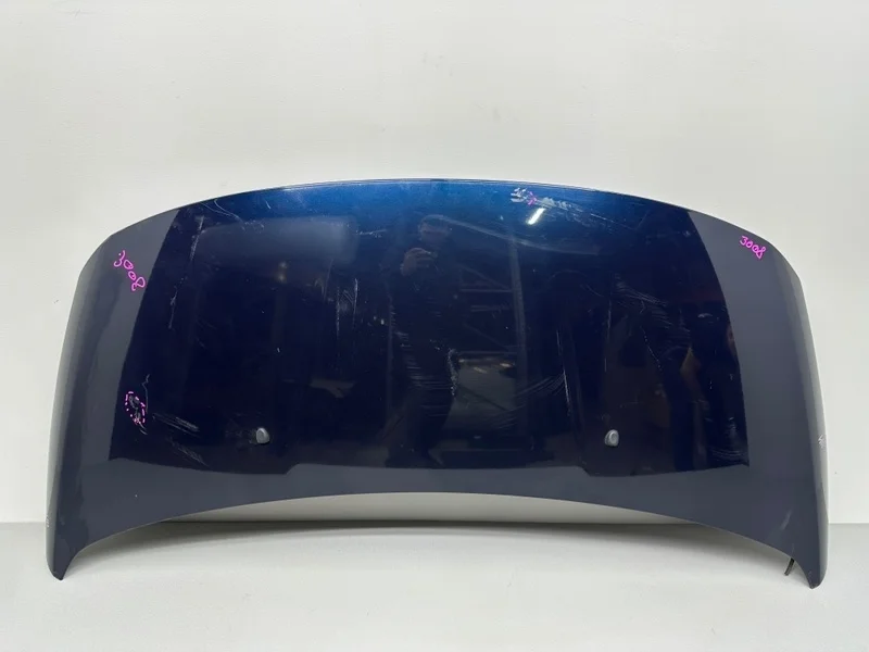 Капот Peugeot 3008 1