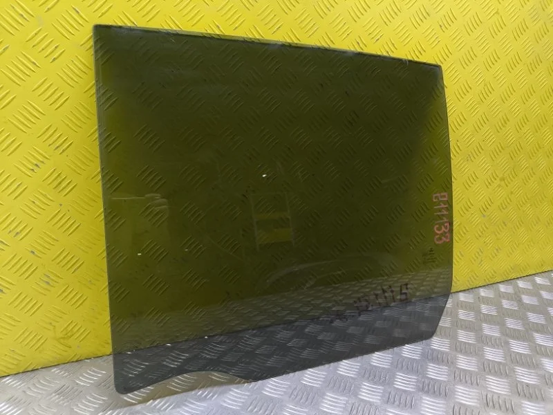 Стекло двери задней левой Mitsubishi L200 (2006-2015) 2008 MN182275 ПИКАП 2.5 D 4D56