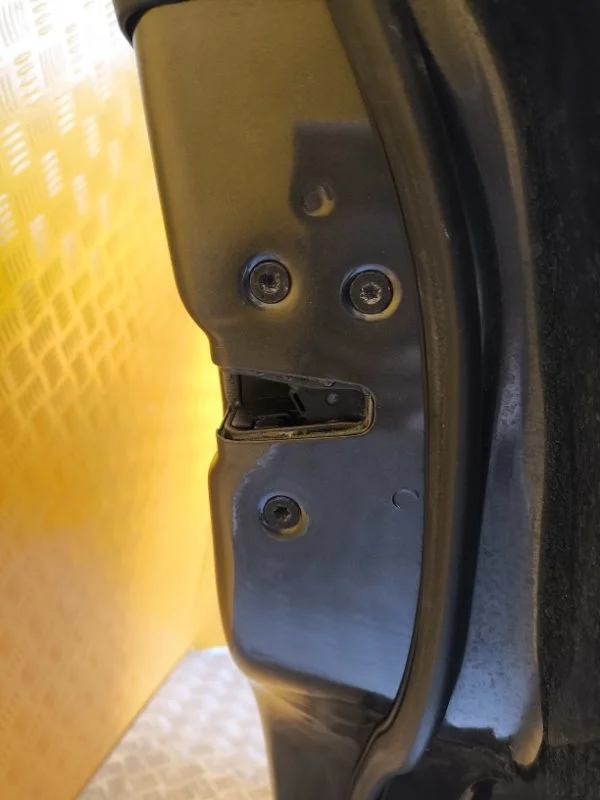 Замок двери задней правой Land Rover Freelander Ii (2006-2014) 2011 LR011302 2.2 D 224DT