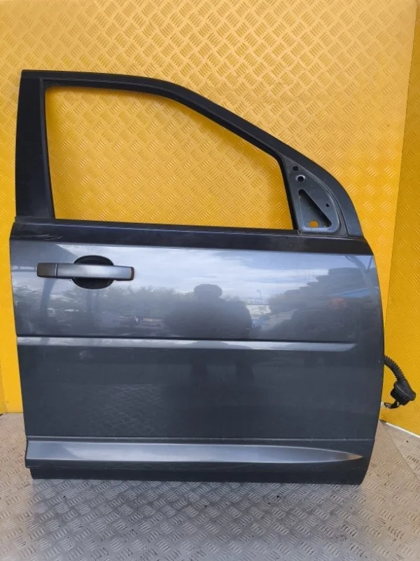 Дверь передняя правая Land Rover Freelander Ii (2006-2014) 2011 LR023160 2.2 D 224DT