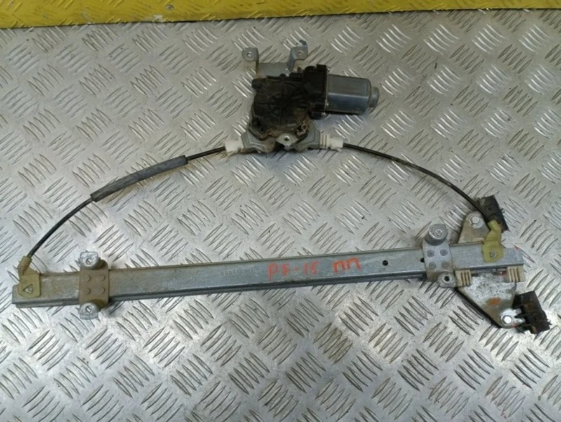 Стеклоподъемник электр. передний правый Nissan Pathfinder (R51M) 2004-2013 2008 807004X01A 2.5 D YD25DDTI