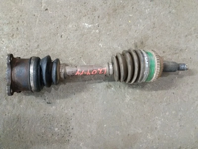 Полуось передняя правая (приводной вал, ШРУС) Mitsubishi L200 (2006-2015) 2012 3815A308 2.5 D 4D56