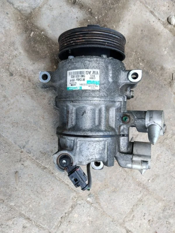 Компрессор кондиционера Volkswagen Polo 2009-2015 (5ХБ)