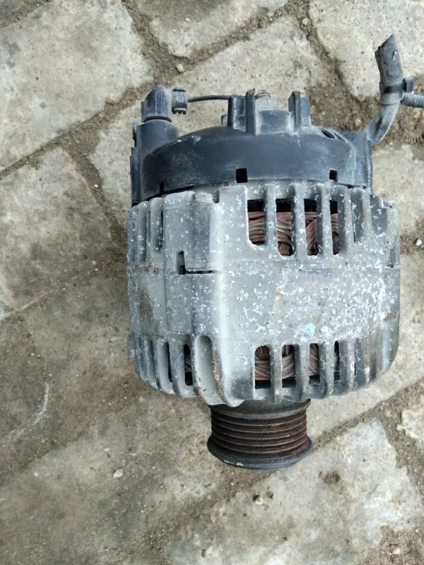 Генератор Volkswagen Golf 2005-2009