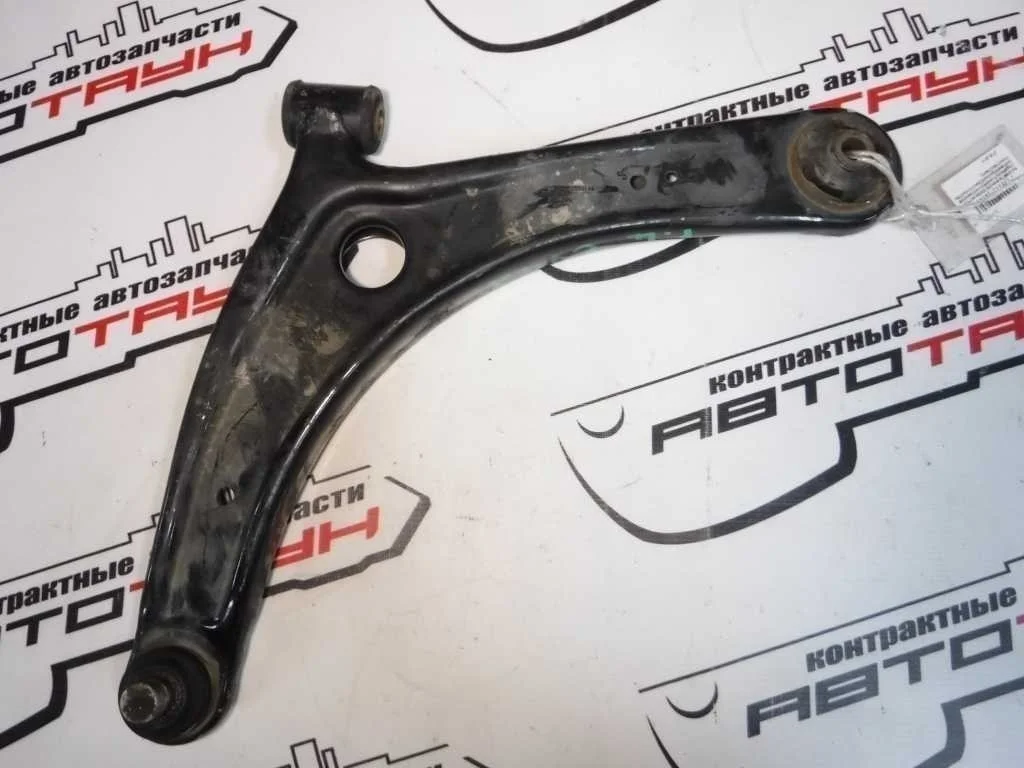 РЫЧАГ MITSUBISHI JEEP ПЕРЕД ЛЕВО 4013A009