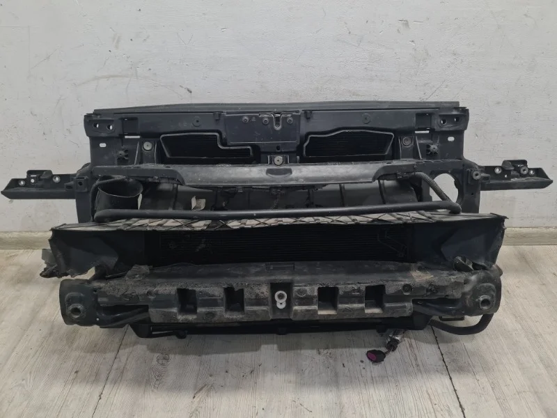 Кассета радиаторов сборе VW Touareg NF 2010 7P