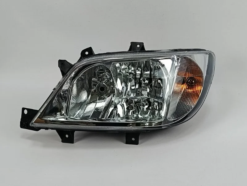 Фара Mercedes-Benz Sprinter W901 - W909 Classic