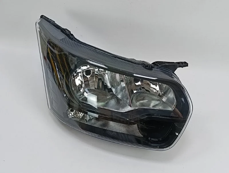 Фара Ford Transit 2014-