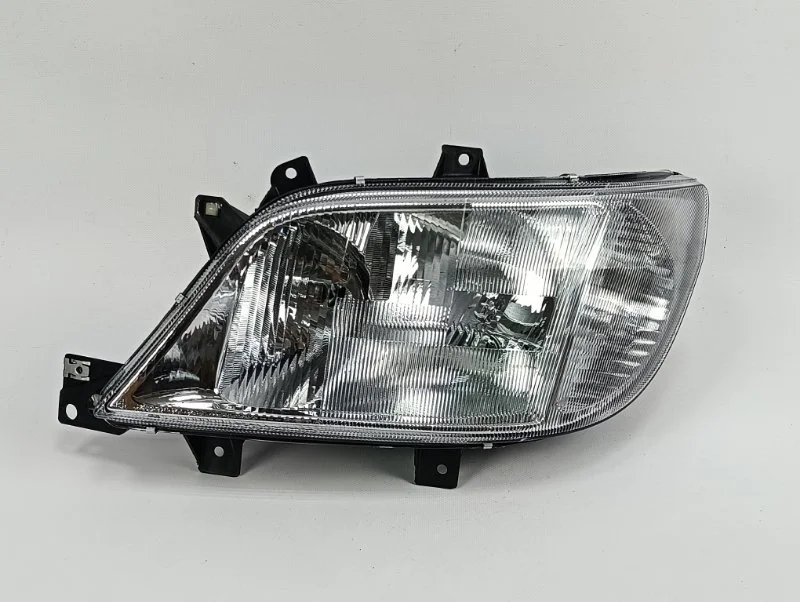 Фара Mercedes-Benz Sprinter W901 - W909 Classic