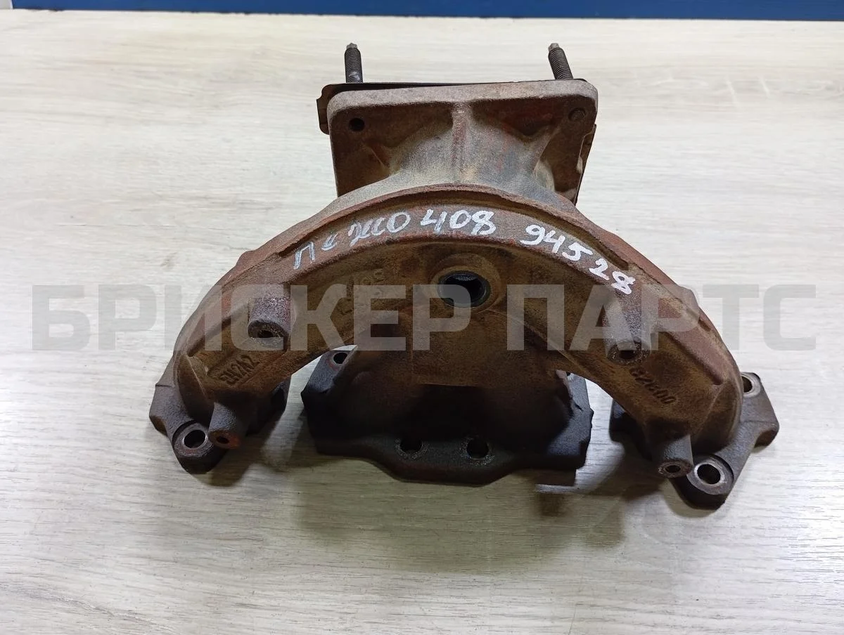 Коллектор выпускной Пежо 408 1