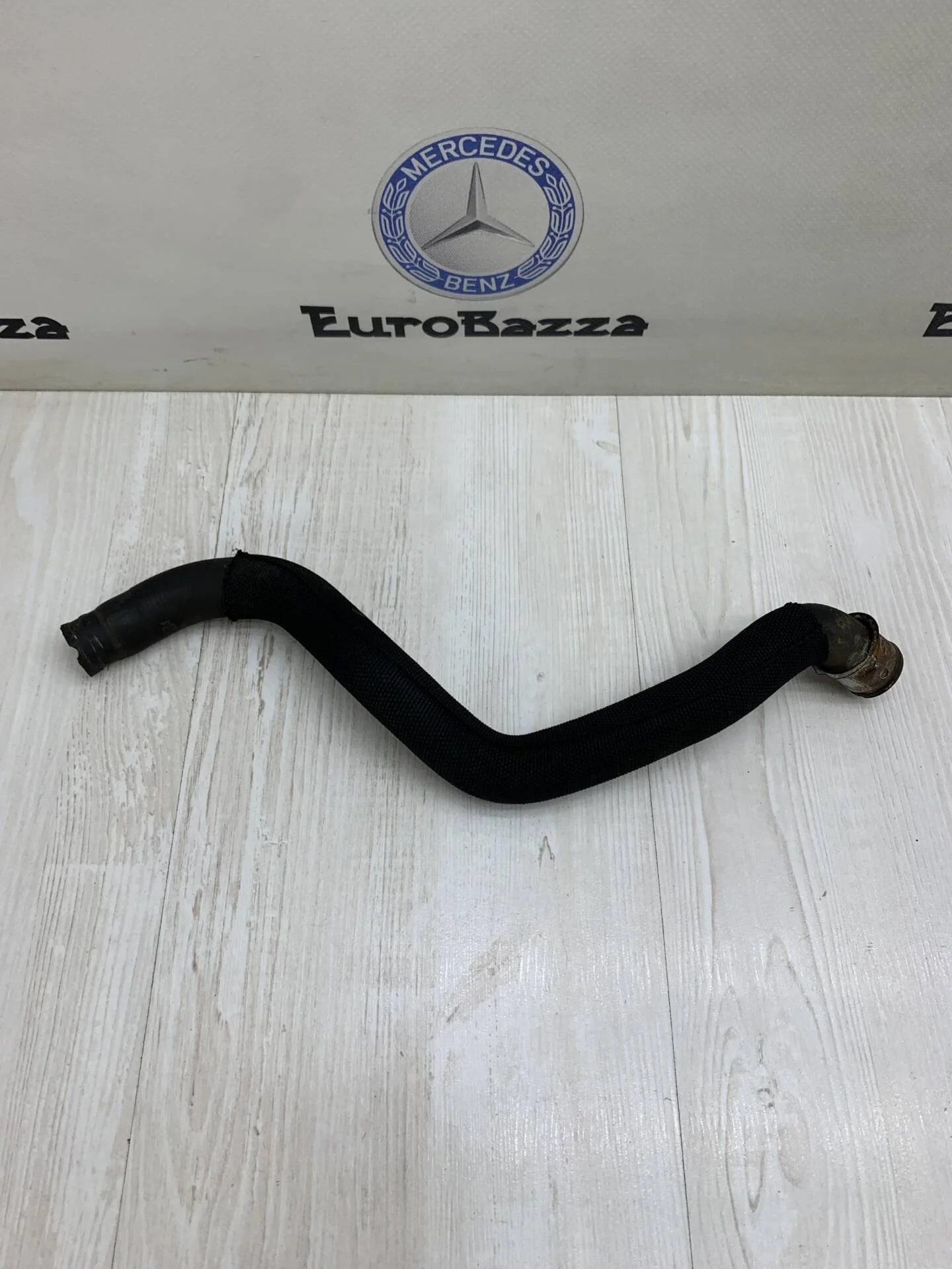 Патрубок радиатора Mercedes W212