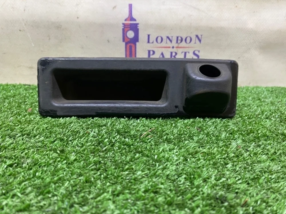 Кнопка открытия багажника BMW X5 F15