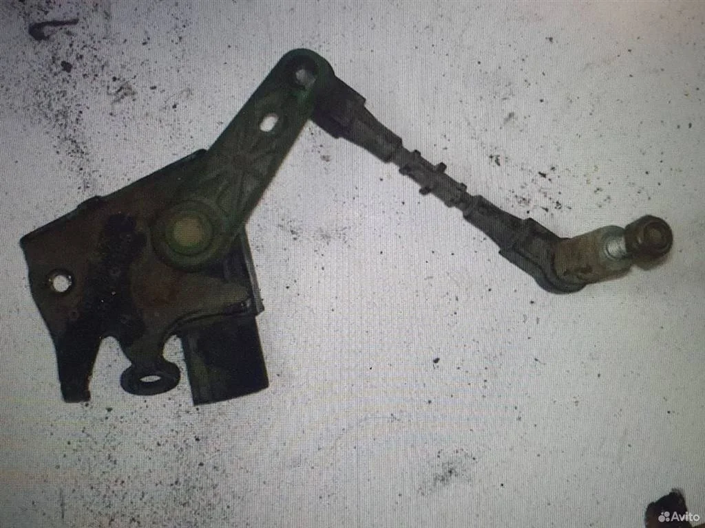 Тяга датчика уровня подвески Audi A8 D4 (2010—2014) 4,2