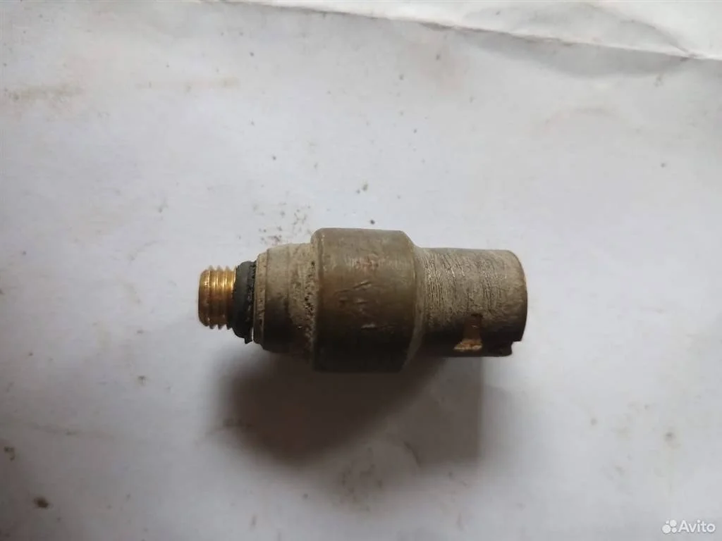 Клапан пневматический Audi A8 D4 (2010—2014) 4,2