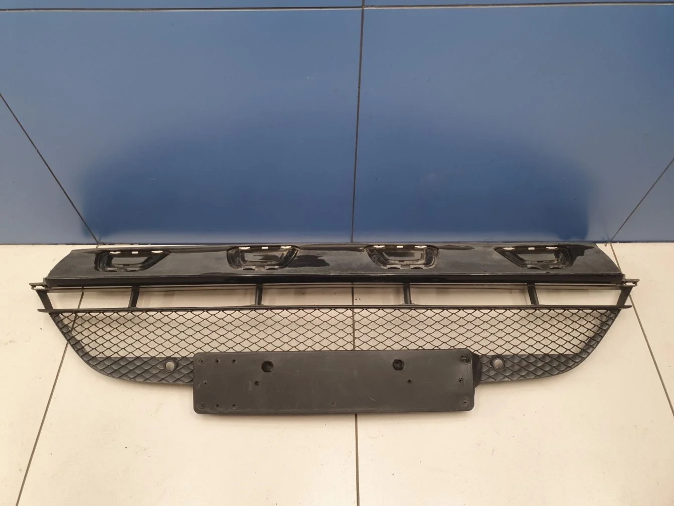 Решетка в бампер центральная для Mercedes GLC-klasse C253 Coupe 2016-