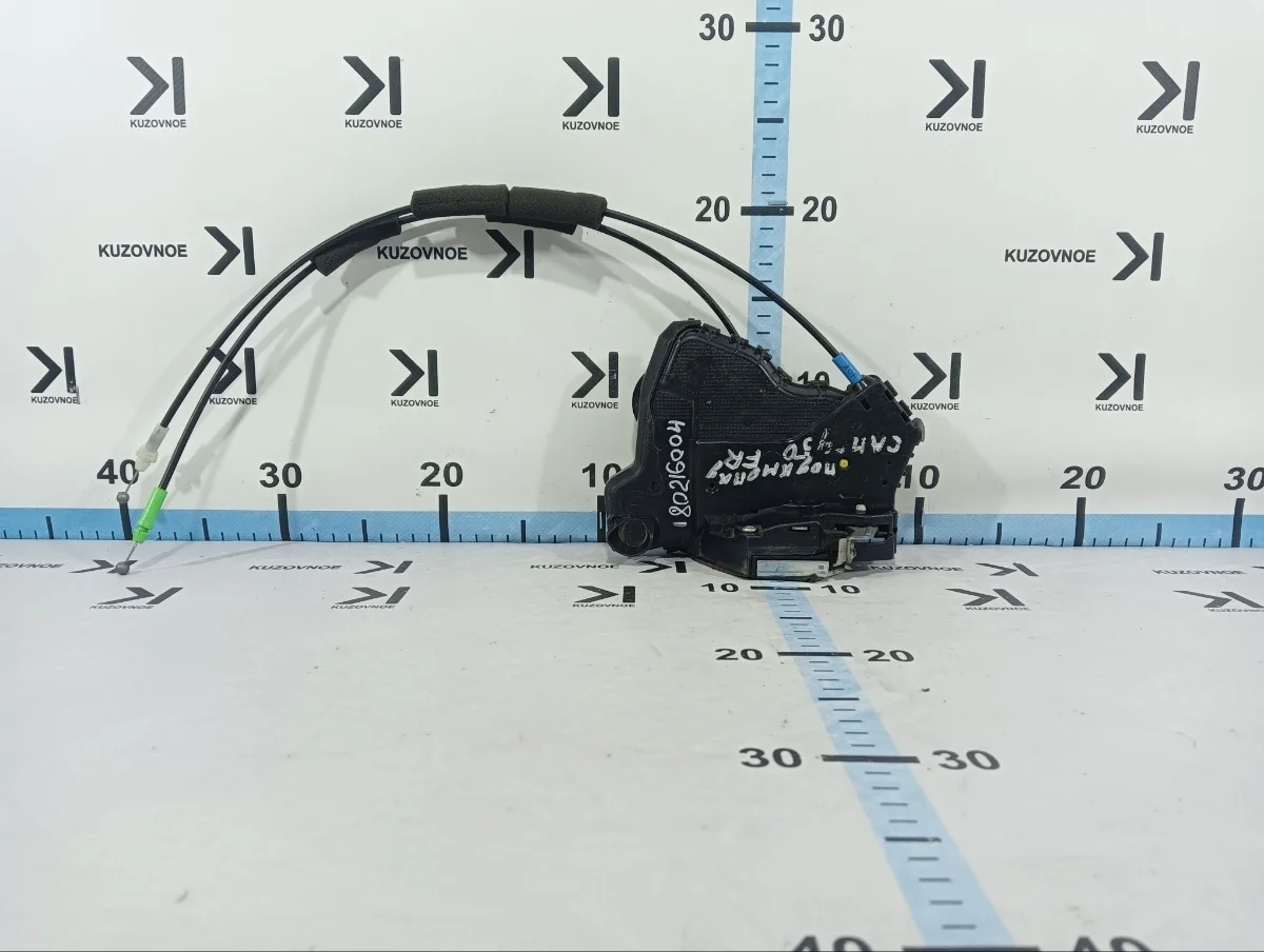 Замок двери Toyota Camry 2013 XV50