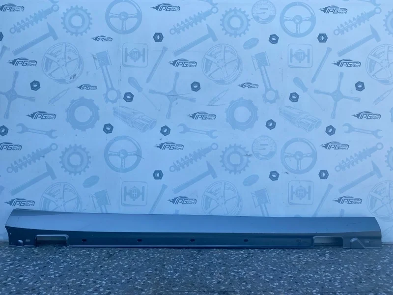 Накладка порога правая Mercedes-benz 2013 W212