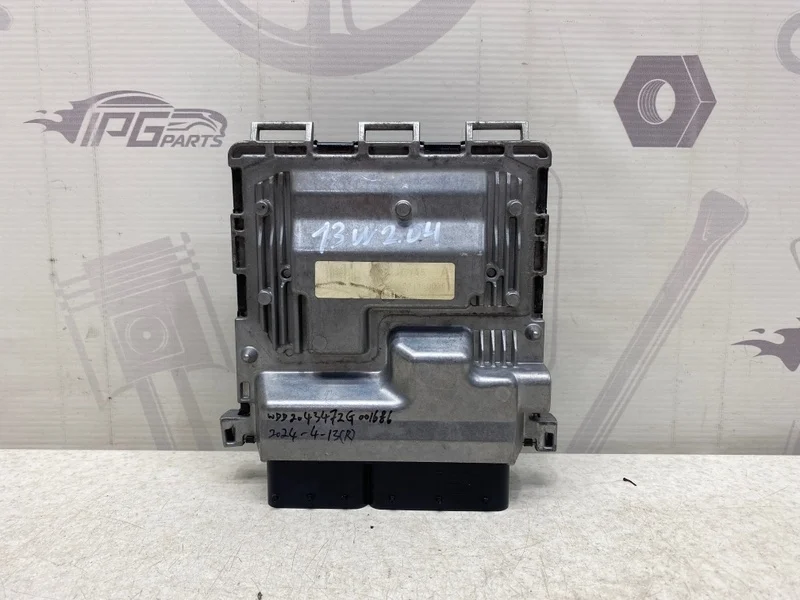 Блок управления двигателем Mercedes-benz 2012 C204