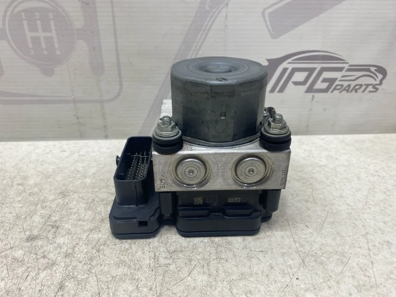 Блок abs Mercedes-benz 2014 W246