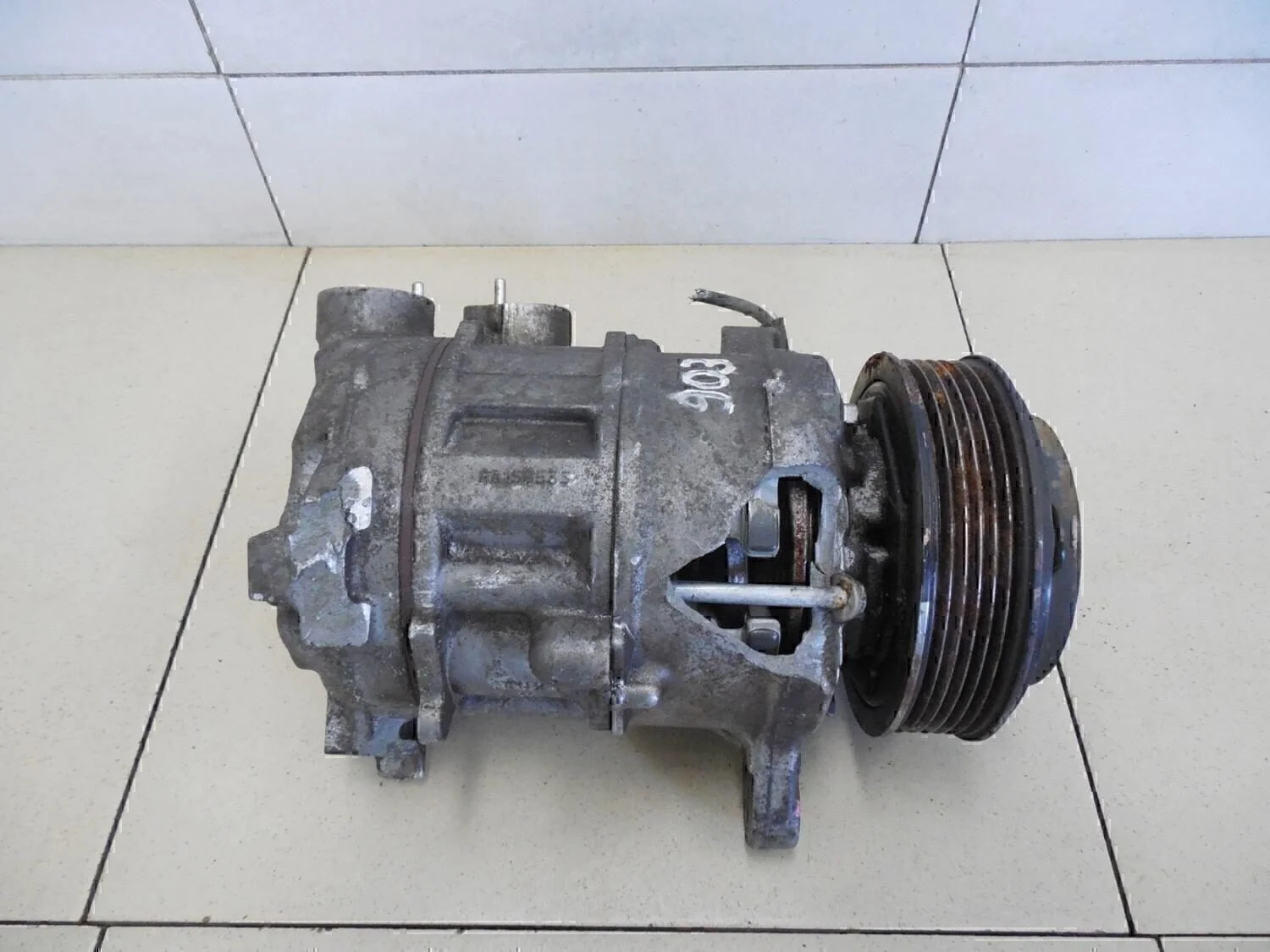 Компрессор системы кондиционирования 1-серия F20/F21 2011>