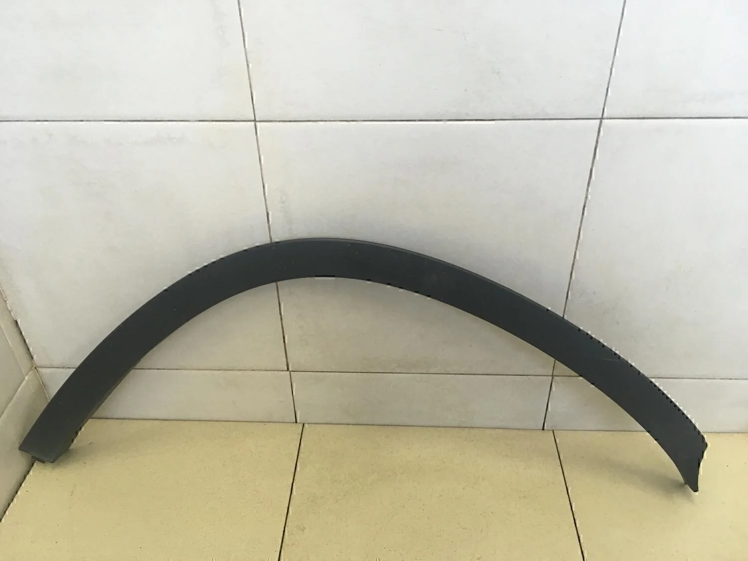 Накладка переднего крыла правого X1 E84 2009>