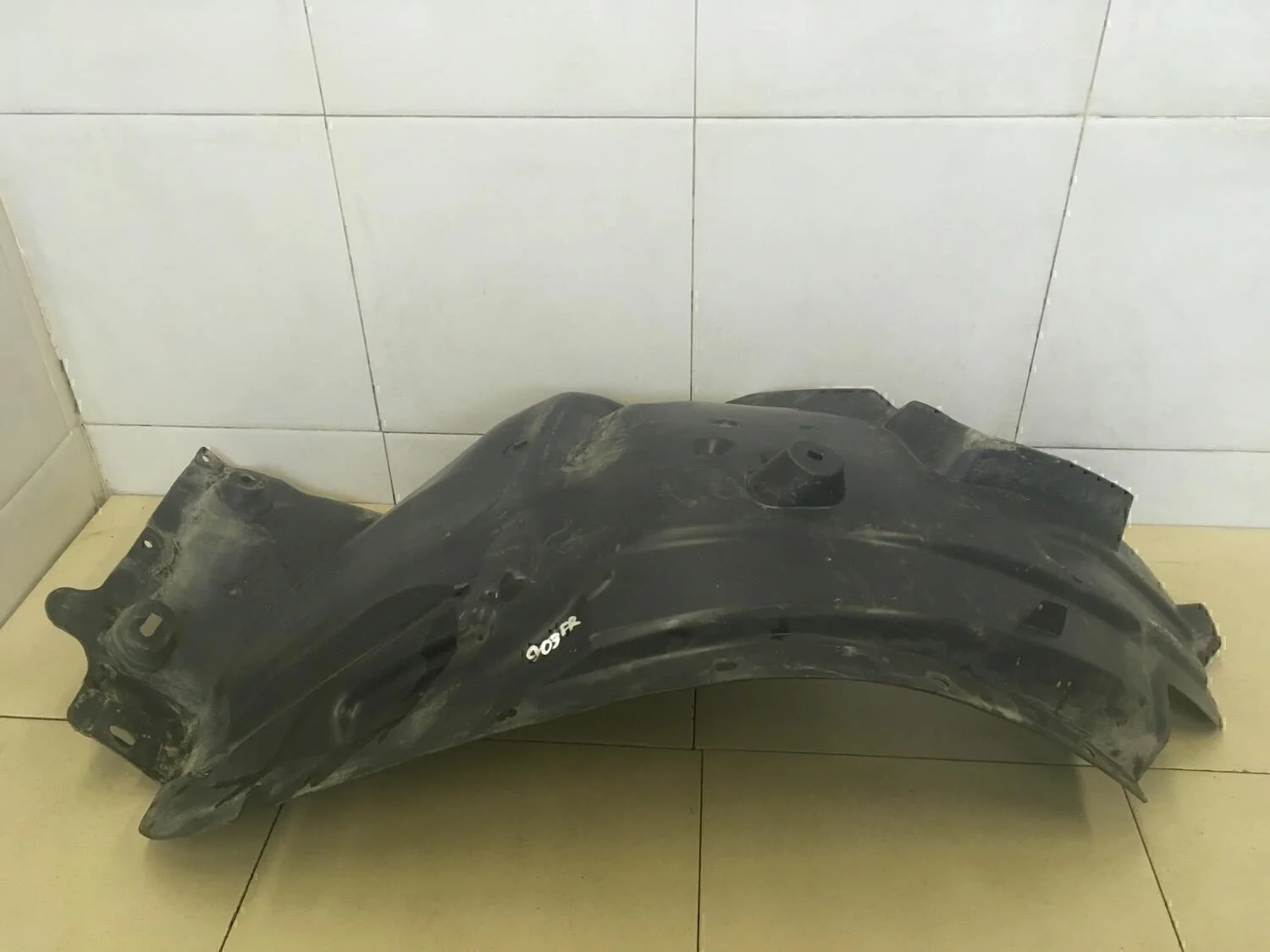 Локер передний правый X1 E84 2009>