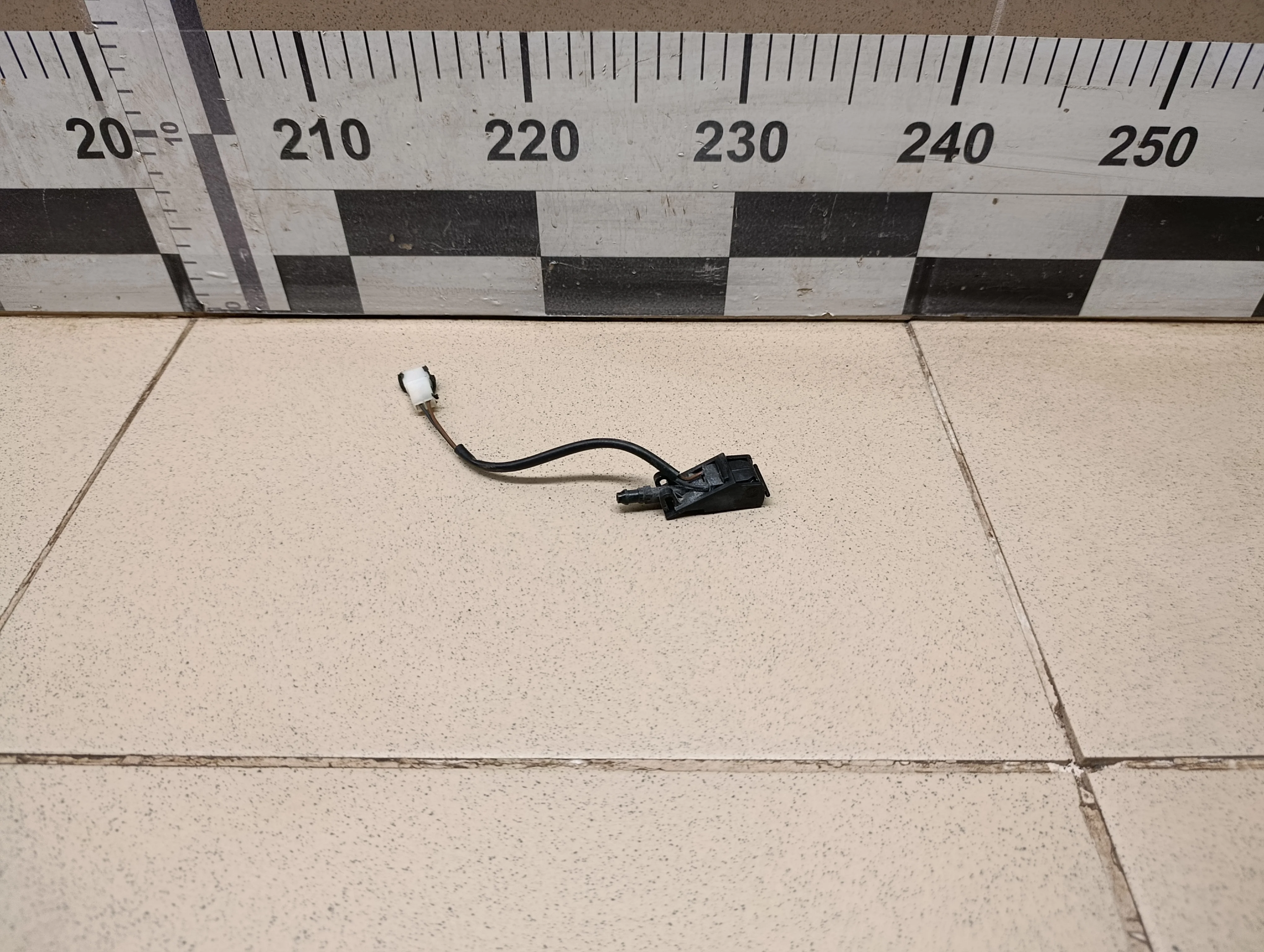 Форсунка омывателя лобового стекла Passat [B5] 1996-2000