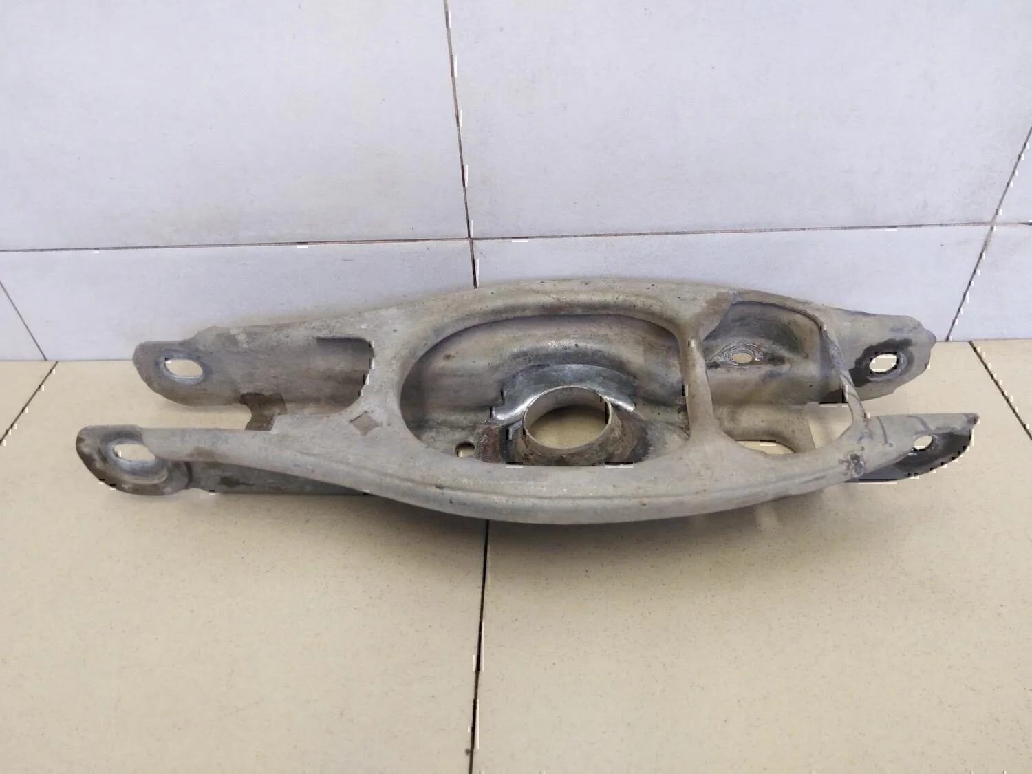 Рычаг задний нижний 1-серия E82/E88 2006>