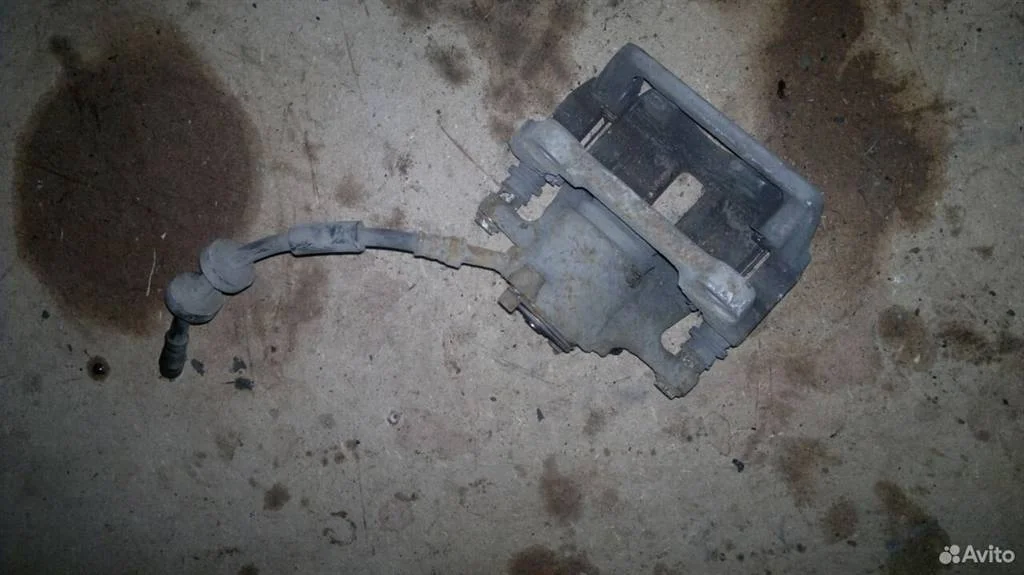 Суппорт задний левый Audi A8 D4 (2010—2014) 4,2