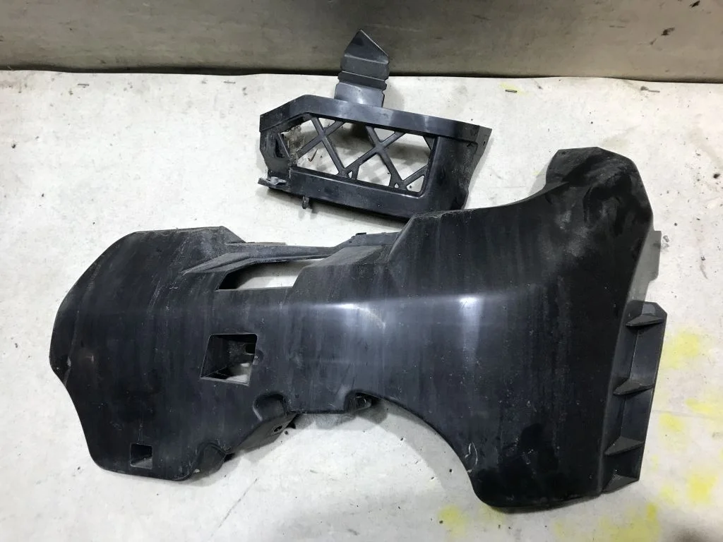 Кронштейн бампера передний правый. Pathfinder R51M