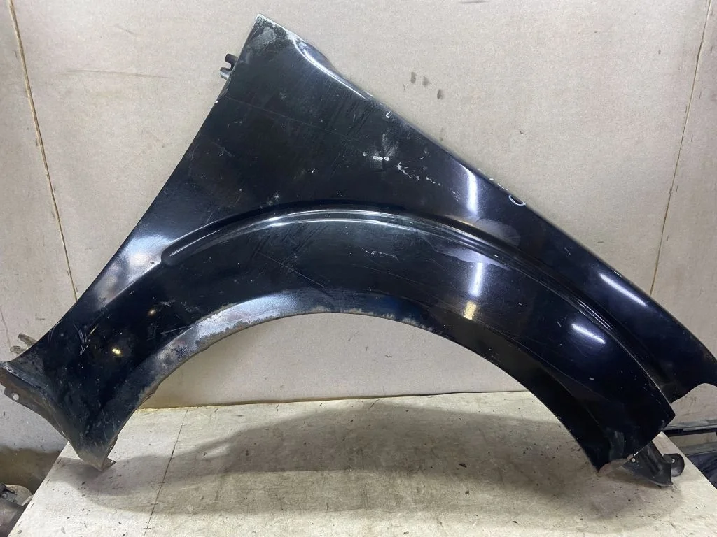 Крыло правое Nissan Pathfinder R51 коррозия