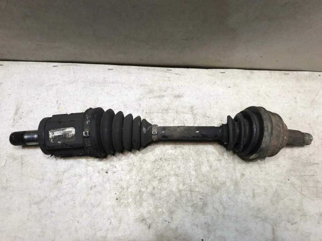 Полуось передняя левая BMW X5 E53 m54