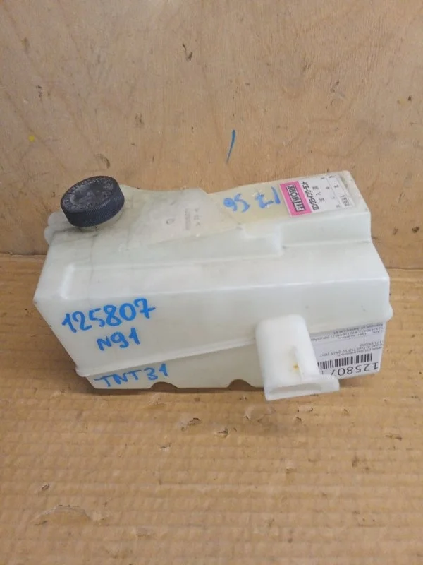 Бачок расширительный Nissan X-Trail 2007 TNT31