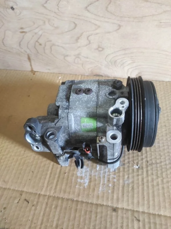 Компрессор кондиционера Subaru Forester 2001 SF5