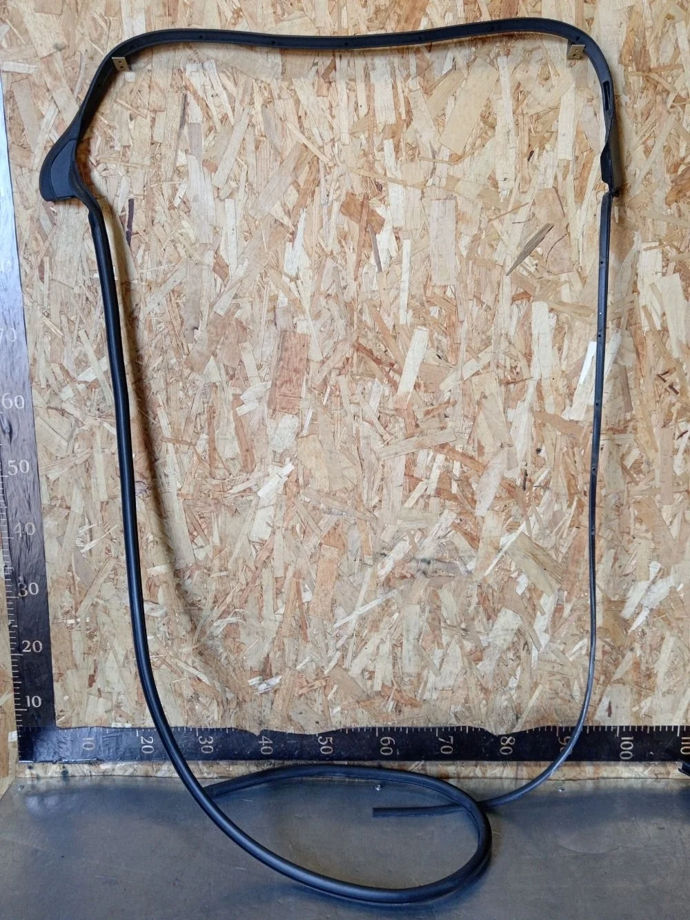 Уплотнитель двери Nissan Pathfinder III рестайлинг (2010—2014) 2014 KAP