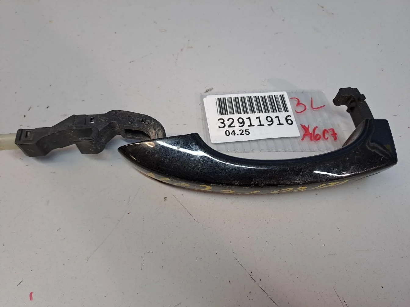 Ручка двери нaружная левая для Audi A6 C7 Allroad quattro 2012-2019