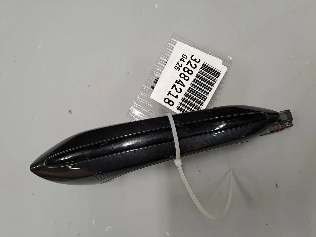 Ручка двери нaружная правая для BMW 5 F10 2009-2017