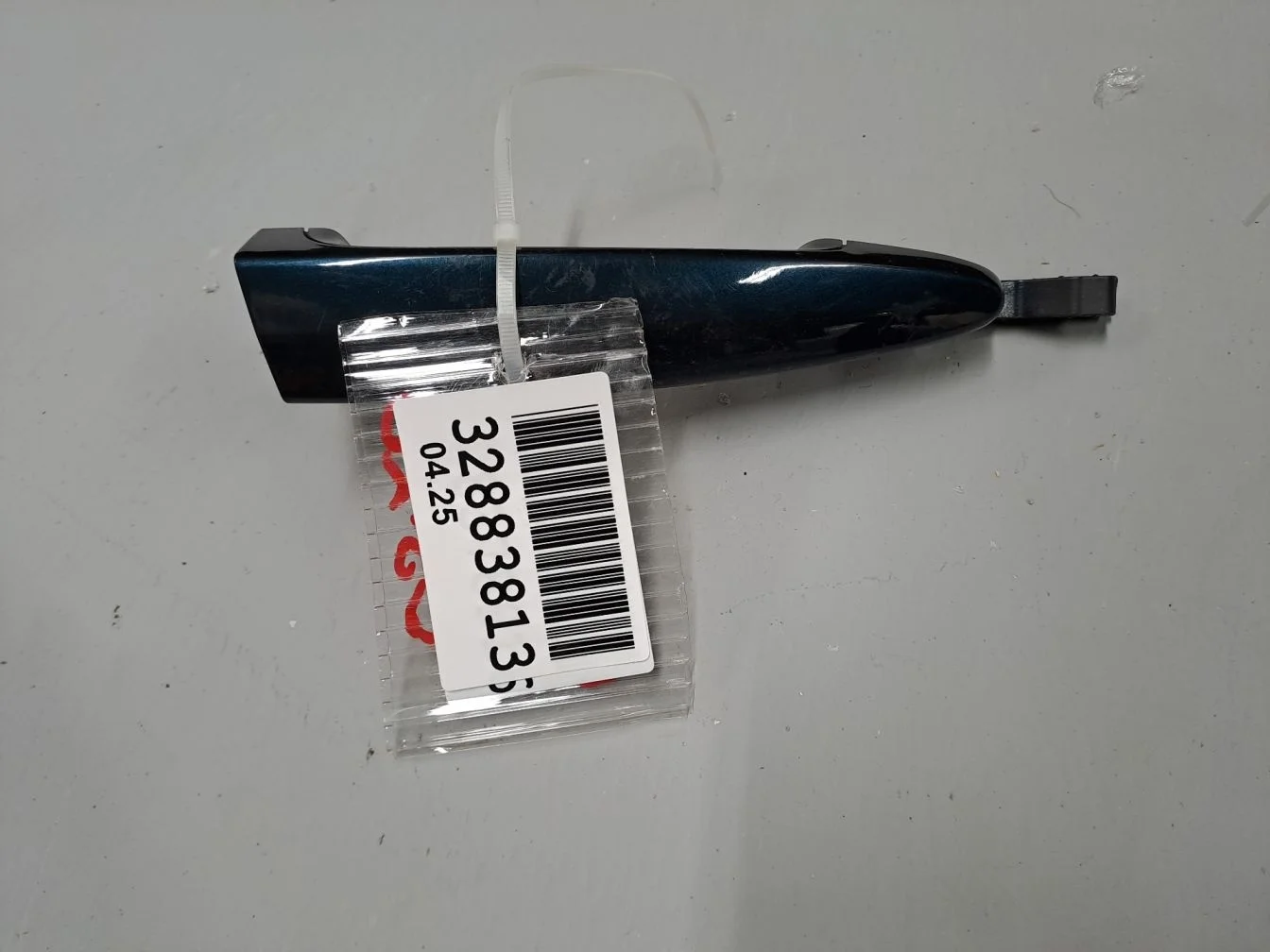 Ручка двери нaружная правая для BMW X1 E84 2009-2015