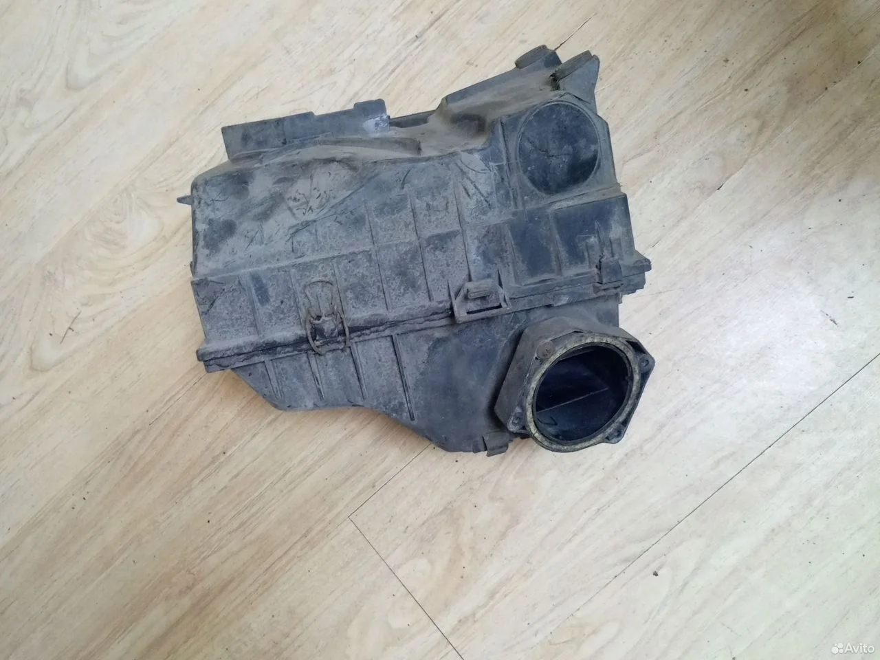 Корпус воздушного фильтра vw passat b4