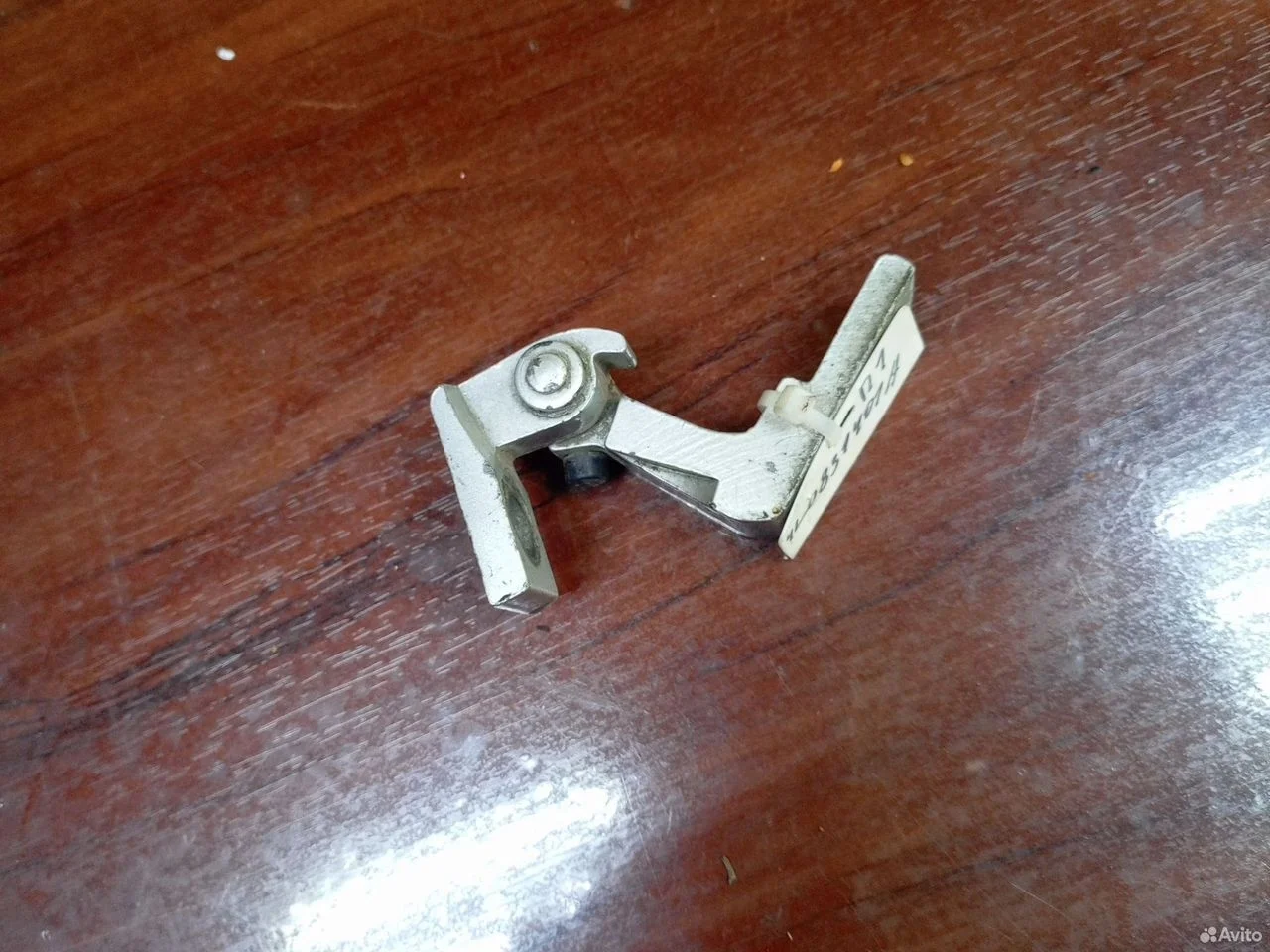 Петля двери передняя левая audi q7 4l031401a