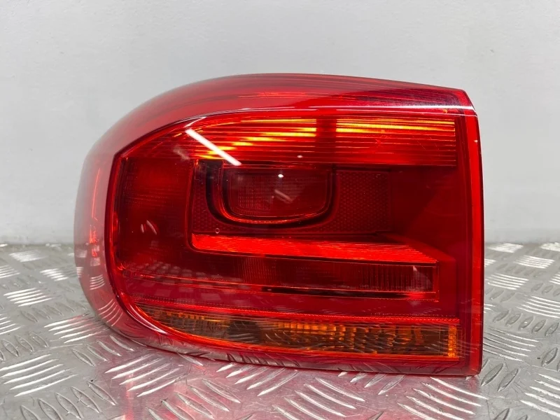 Фонарь Volkswagen Tiguan NF